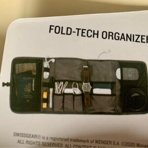 NWT/ SwissGear Navy Fold-Tech Organizer